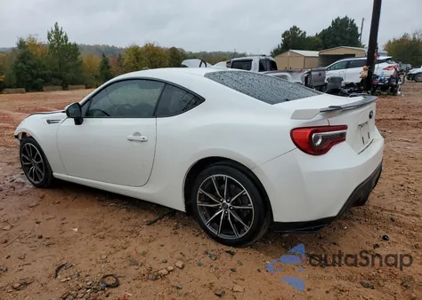2018 Subaru Brz 2.0 Limited z USA, uszkodzony, nr VIN JF1ZCAC1XJ9603193